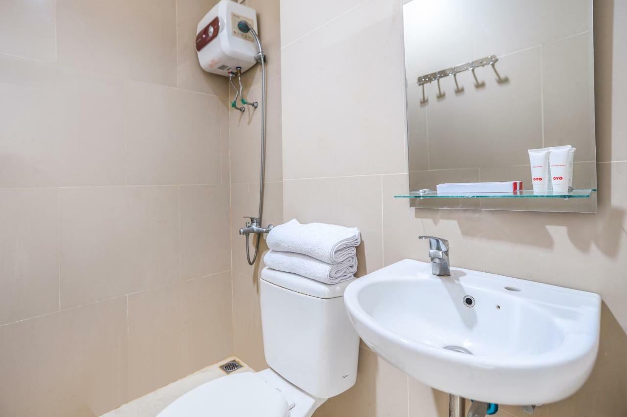 Oyo 1551 Studento Guest House Tangerang Exterior foto